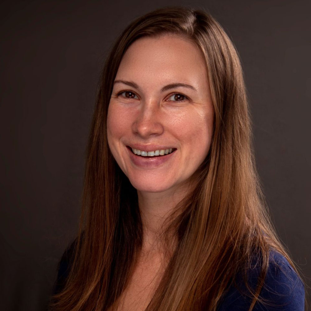 Jasmine Plott headshot photo